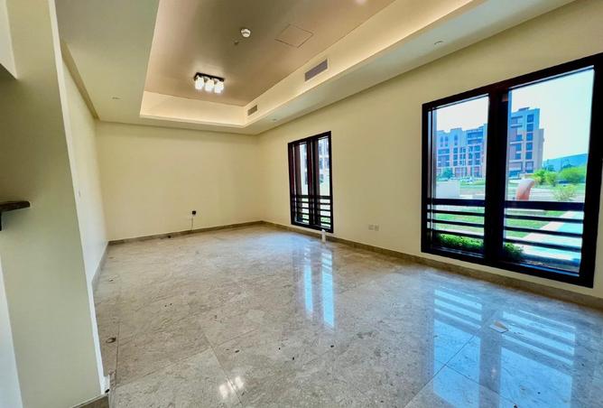 950543 - Property Image 3