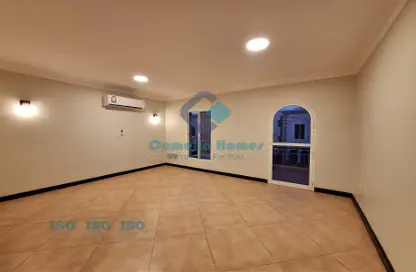 Empty Room image for: Villa - 3 Bedrooms - 3 Bathrooms for rent in Al Hadara Street - Al Thumama - Doha, Image 1