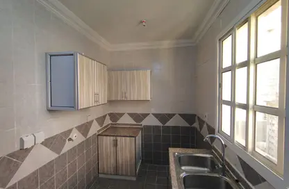 شقة - 3 غرف نوم - 3 حمامات للايجار في العزيزية - العزيزية - الدوحة