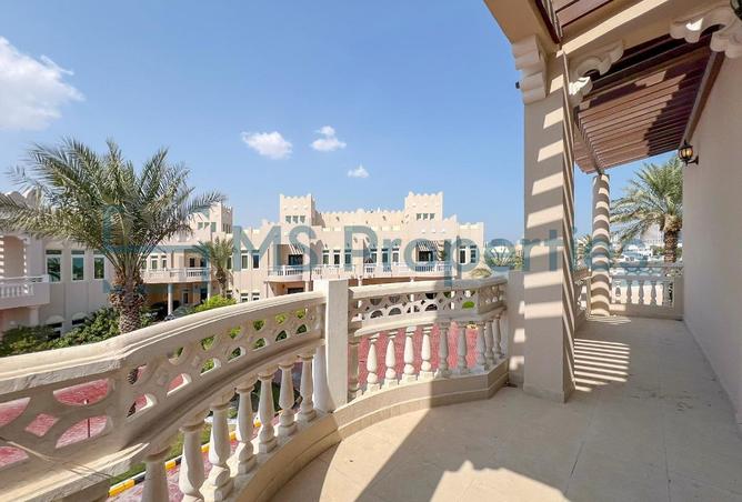 989346 - Property Image 2