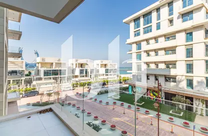 Apartment - 2 Bedrooms - 3 Bathrooms for rent in Crystal Residence - Gewan Island - The Pearl Island - Doha