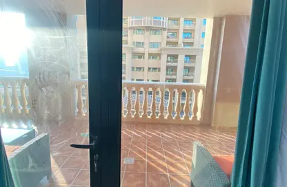 Apartment - 2 Bedrooms - 3 Bathrooms for rent in Porto Arabia - The Pearl Island - Doha