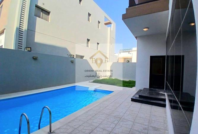 940159 - Property Image 2