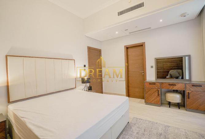 888635 - Property Image 3