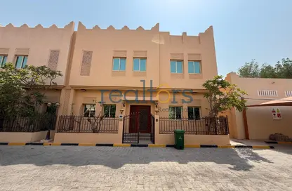 مجمع سكني - 4 غرف نوم - 5 حمامات للايجار في شارع النعمان - العزيزية - الدوحة