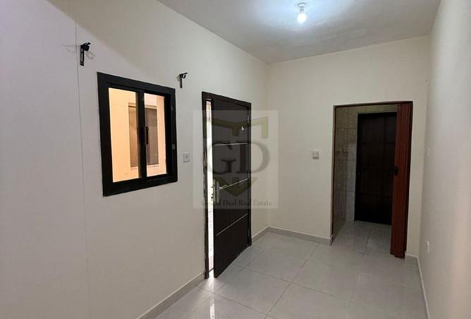 927690 - Property Image 2