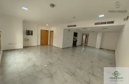 شقة - 3 غرف نوم - 3 حمامات للايجار في المنصورة - المنصورة - الدوحة