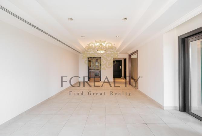 900472 - Property Image 3