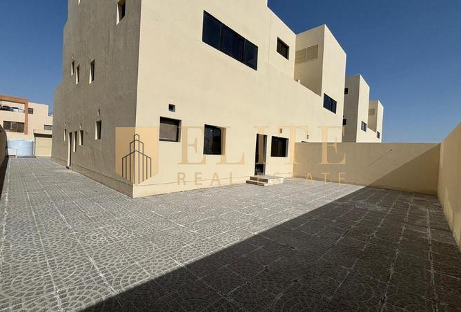 998397 - Property Image 3