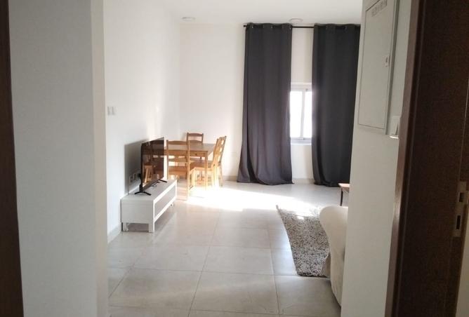 981042 - Property Image 2