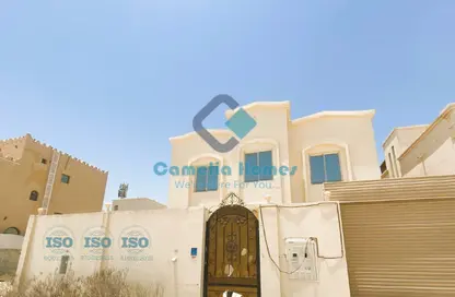 Villa - 6 Bedrooms - 7 Bathrooms for sale in Umm Qarn - Al Daayen