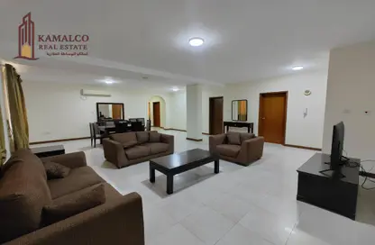 Apartment - 3 Bedrooms - 3 Bathrooms for rent in Al Mansoura - Al Mansoura - Doha
