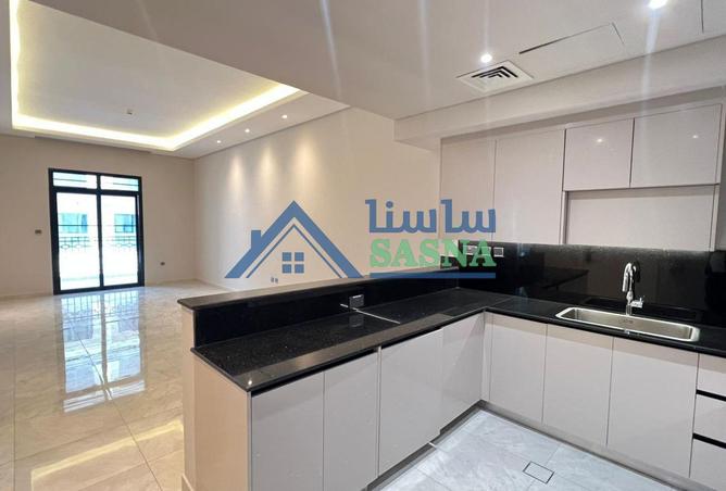 955430 - Property Image 3