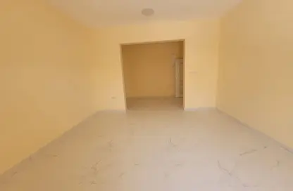 Apartment - 3 Bedrooms - 2 Bathrooms for rent in Madinat Khalifa South - Madinat Khalifa - Doha