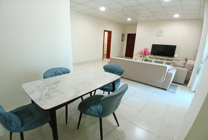 932937 - Property Image 2
