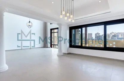 Townhouse - 4 Bedrooms - 4 Bathrooms for rent in West Porto Drive - Porto Arabia - The Pearl Island - Doha