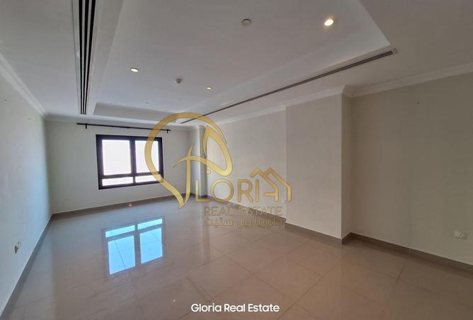 951028 - Property Image 2