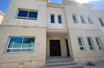 فيلا - 6 غرف نوم - 7 حمامات للايجار في أم عبيرية - الشمال فيلا - 6 غرف نوم - 7 حمامات للايجار في أم عبيرية - الشمال