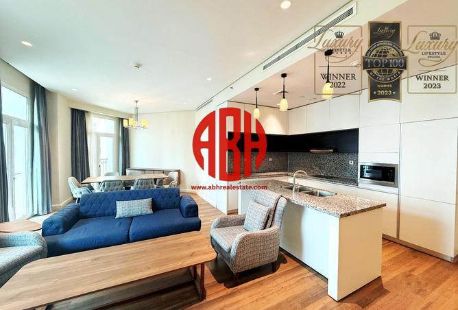 983260 - Property Image 2