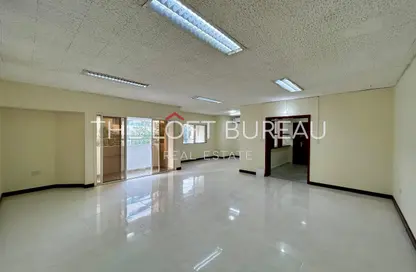 شقة - 3 غرف نوم - 3 حمامات للايجار في المنصورة - المنصورة - الدوحة