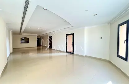 Apartment - 1 Bedroom - 2 Bathrooms for rent in East Porto Drive - Porto Arabia - The Pearl Island - Doha