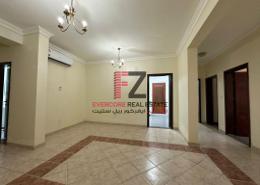 صورةغرفة فارغة لـ: شقة - 2 غرف نوم - 2 حمامات للكراء في بوابة عين خالد - عين خالد - الدوحة, صورة 1
