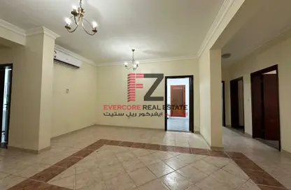 Empty Room image for: Apartment - 2 Bedrooms - 2 Bathrooms for rent in Ain Khalid Gate - Ain Khaled - Doha, Image 1