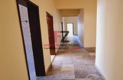 Apartment - 5 Bedrooms - 4 Bathrooms for rent in Al Mansoura - Al Mansoura - Doha