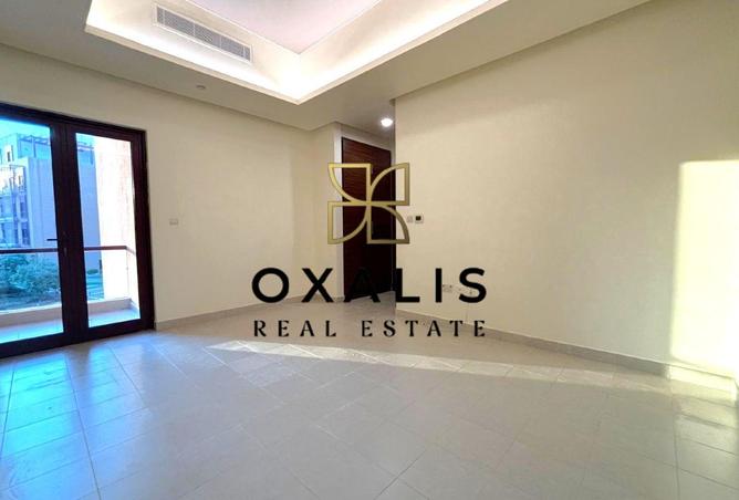 967477 - Property Image 3