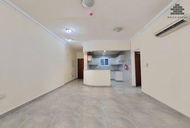 952124 - Property Image 2