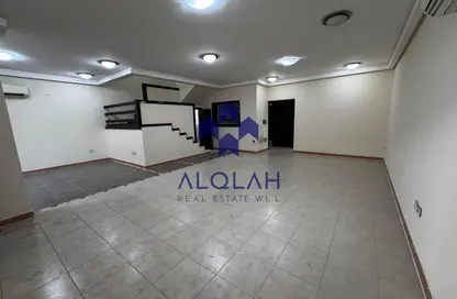 Villa - 4 Bedrooms - 4 Bathrooms for rent in Ain Khaled Villas - Ain Khaled - Doha