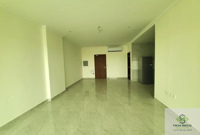 968489 - Property Image 2