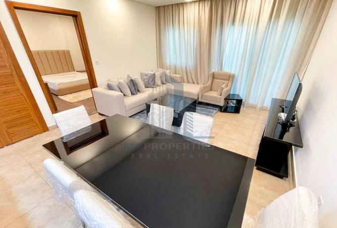 967543 - Property Image 2