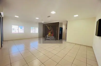 Apartment - 2 Bedrooms - 2 Bathrooms for rent in Al Wakra - Al Wakrah - Al Wakra