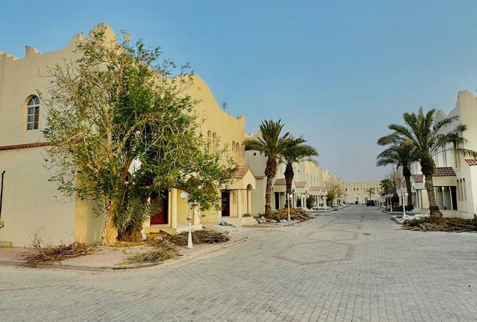 952614 - Property Image 2