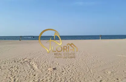 فيلا - 7 غرف نوم - 8 حمامات للبيع في فيلات بحري - حي الفيلات - جزيرة اللؤلؤة - الدوحة