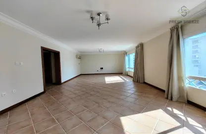 Apartment - 3 Bedrooms - 3 Bathrooms for rent in Al Mansoura - Al Mansoura - Doha