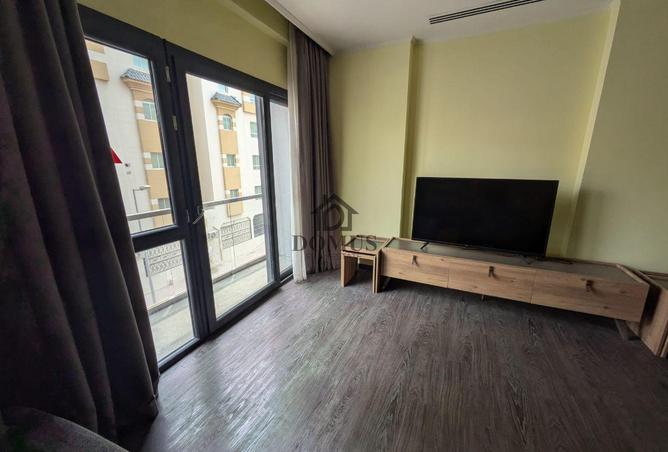 957686 - Property Image 3