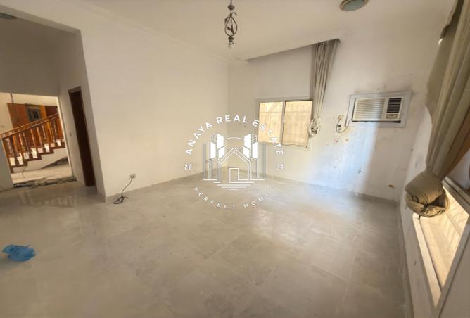 992560 - Property Image 3