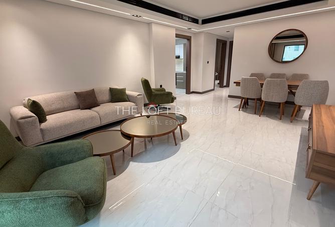 888017 - Property Image 2
