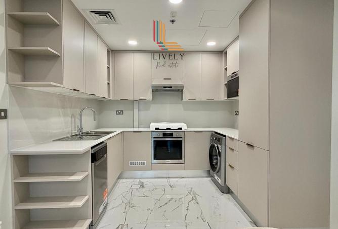 981956 - Property Image 3