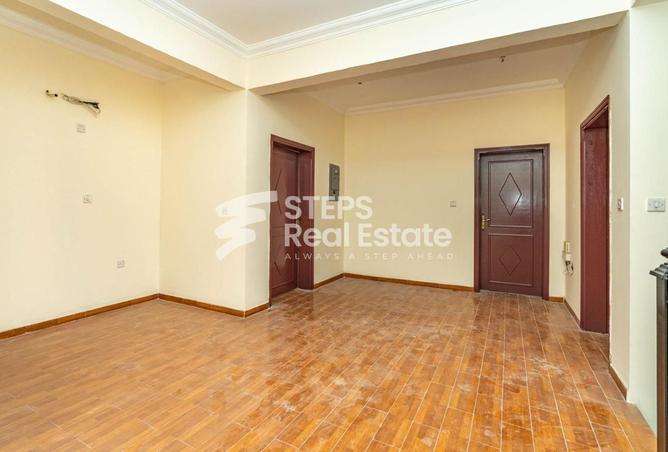 942719 - Property Image 3