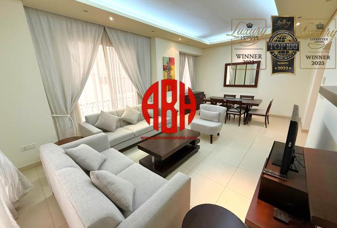 Apartment - 2 Bedrooms - 2 Bathrooms for rent in Al Sadd Road - Al Sadd - Doha