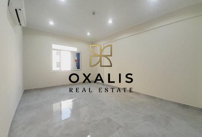 980260 - Property Image 2