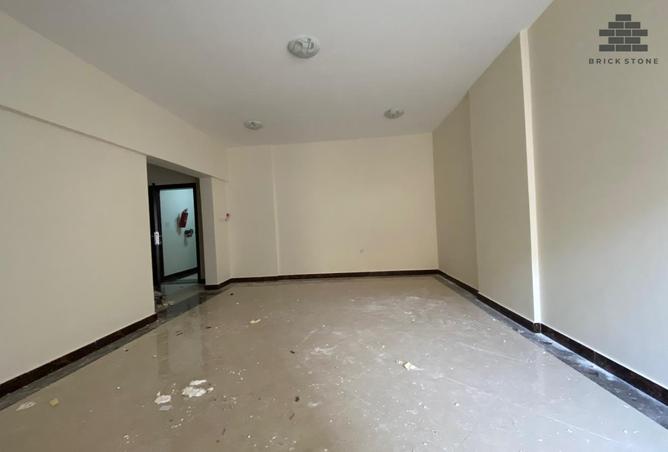 903362 - Property Image 2