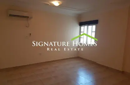 شقة - 2 غرف نوم - 2 حمامات للبيع في 28  نجمة - شارع ابن درهم - نجمة - الدوحة