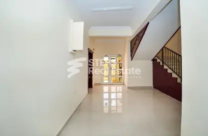 فيلا - 4 غرف نوم - 4 حمامات للايجار في بناية مدينة خيلفه 58 - مدينة خليفة جنوب - مدينة خليفة - الدوحة