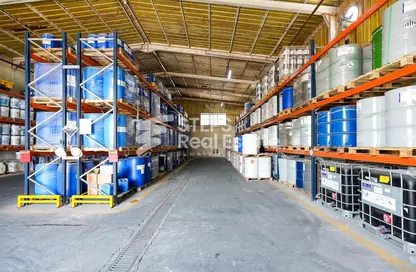Warehouse - Studio for sale in Industrial Area 1 - Industrial Area - Doha