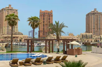 Townhouse - 2 Bedrooms - 4 Bathrooms for rent in The St. Regis Marsa Arabia Island - Marsa Arabia - The Pearl Island - Doha