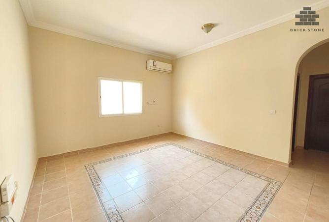 942994 - Property Main Image